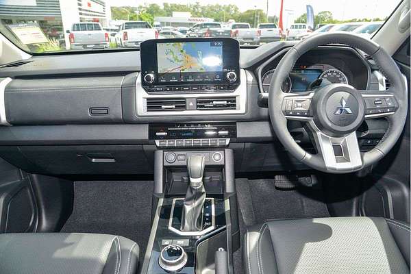 2025 Mitsubishi Triton GLS MV 4X4