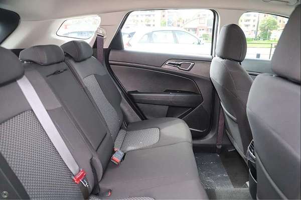 2024 Kia Sportage S NQ5