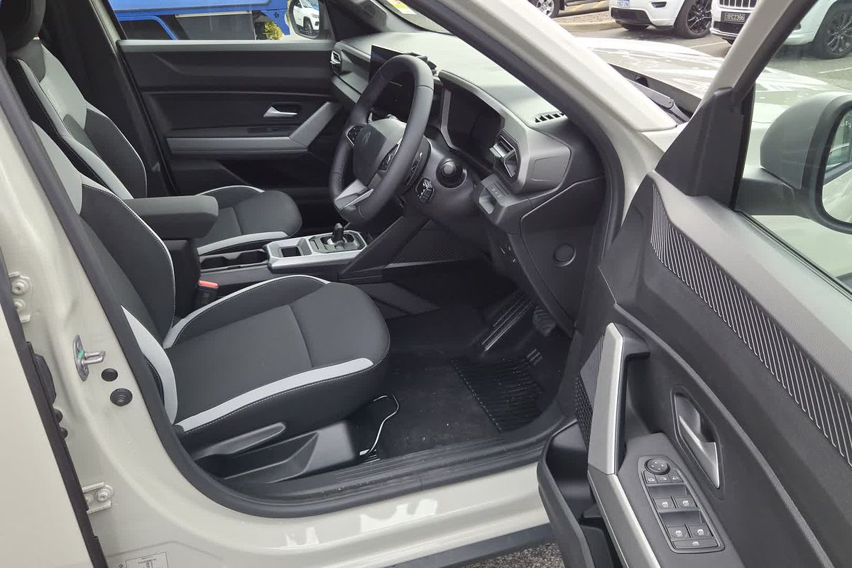 2025 Renault Duster Techno X1311