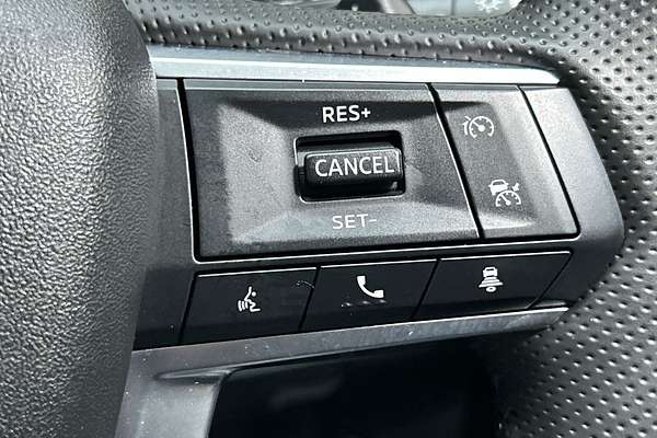 2024 Mitsubishi Outlander LS ZM