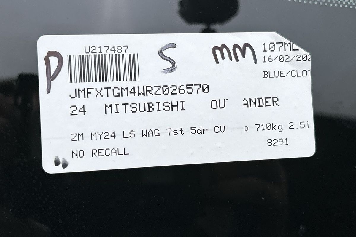 2024 Mitsubishi Outlander LS ZM