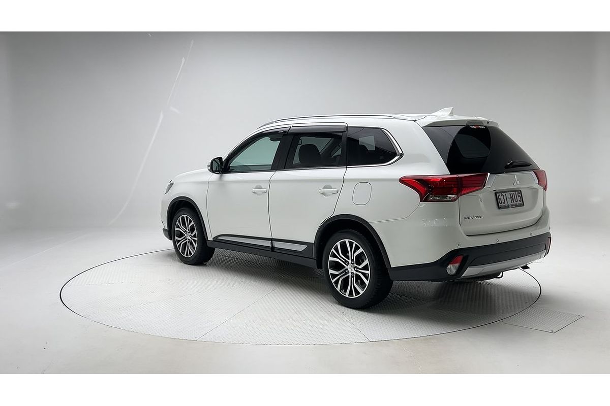 2016 Mitsubishi Outlander LS Safety Pack ZK
