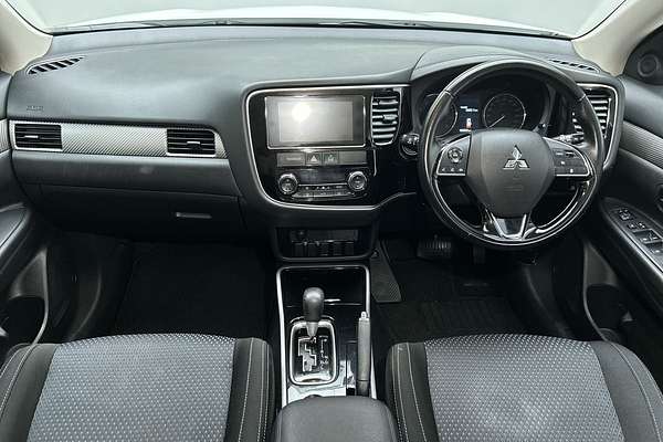 2016 Mitsubishi Outlander LS Safety Pack ZK