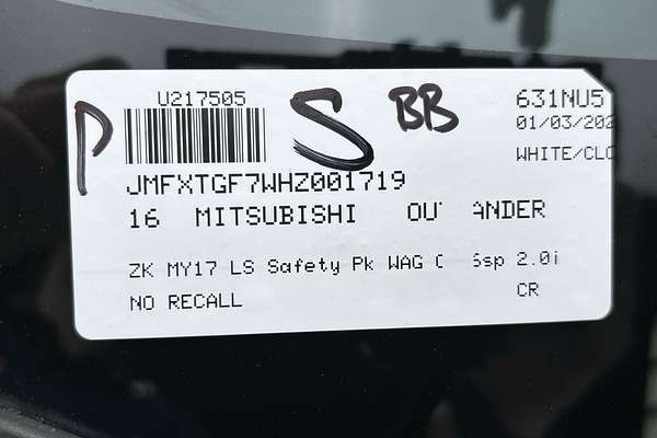 2016 Mitsubishi Outlander LS Safety Pack ZK
