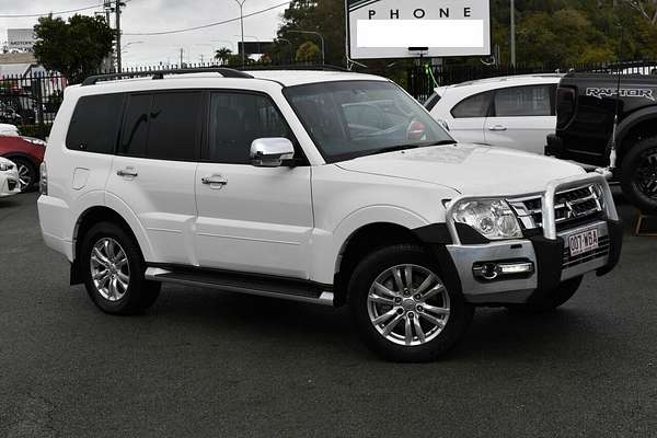 2015 Mitsubishi Pajero GLS NX