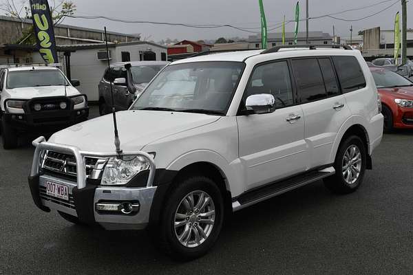 2015 Mitsubishi Pajero GLS NX
