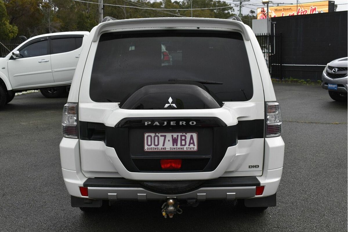2015 Mitsubishi Pajero GLS NX