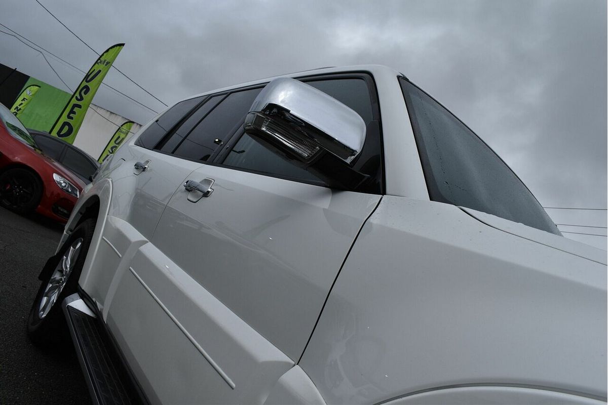 2015 Mitsubishi Pajero GLS NX