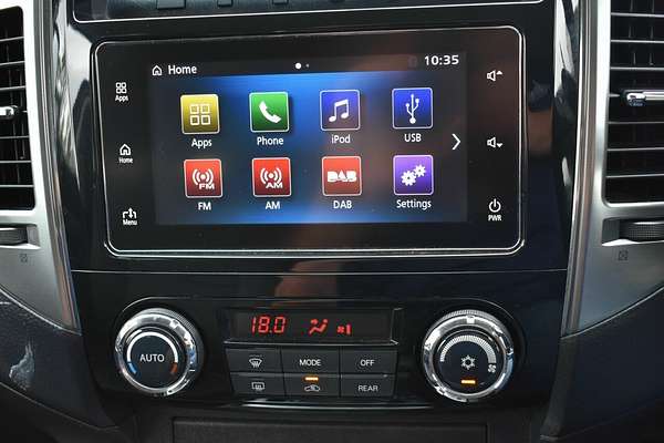 2015 Mitsubishi Pajero GLS NX