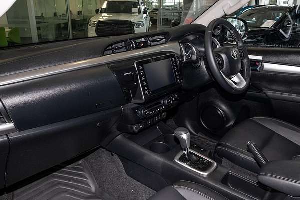 2023 Toyota Hilux SR5 GUN126R 4X4
