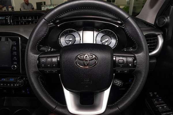 2023 Toyota Hilux SR5 GUN126R 4X4