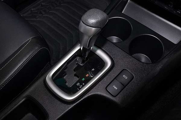 2023 Toyota Hilux SR5 GUN126R 4X4