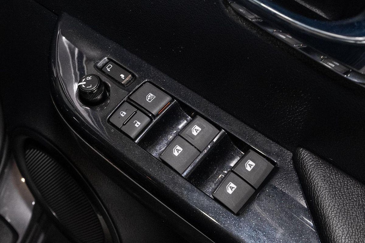 2023 Toyota Hilux SR5 GUN126R 4X4