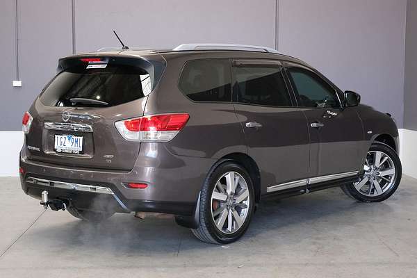 2016 Nissan Pathfinder Ti R52