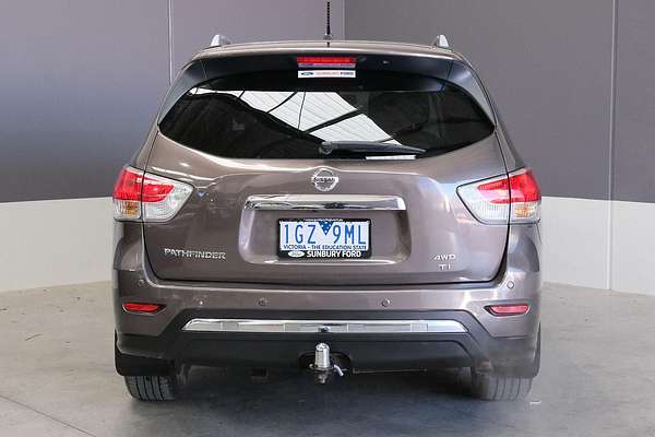 2016 Nissan Pathfinder Ti R52