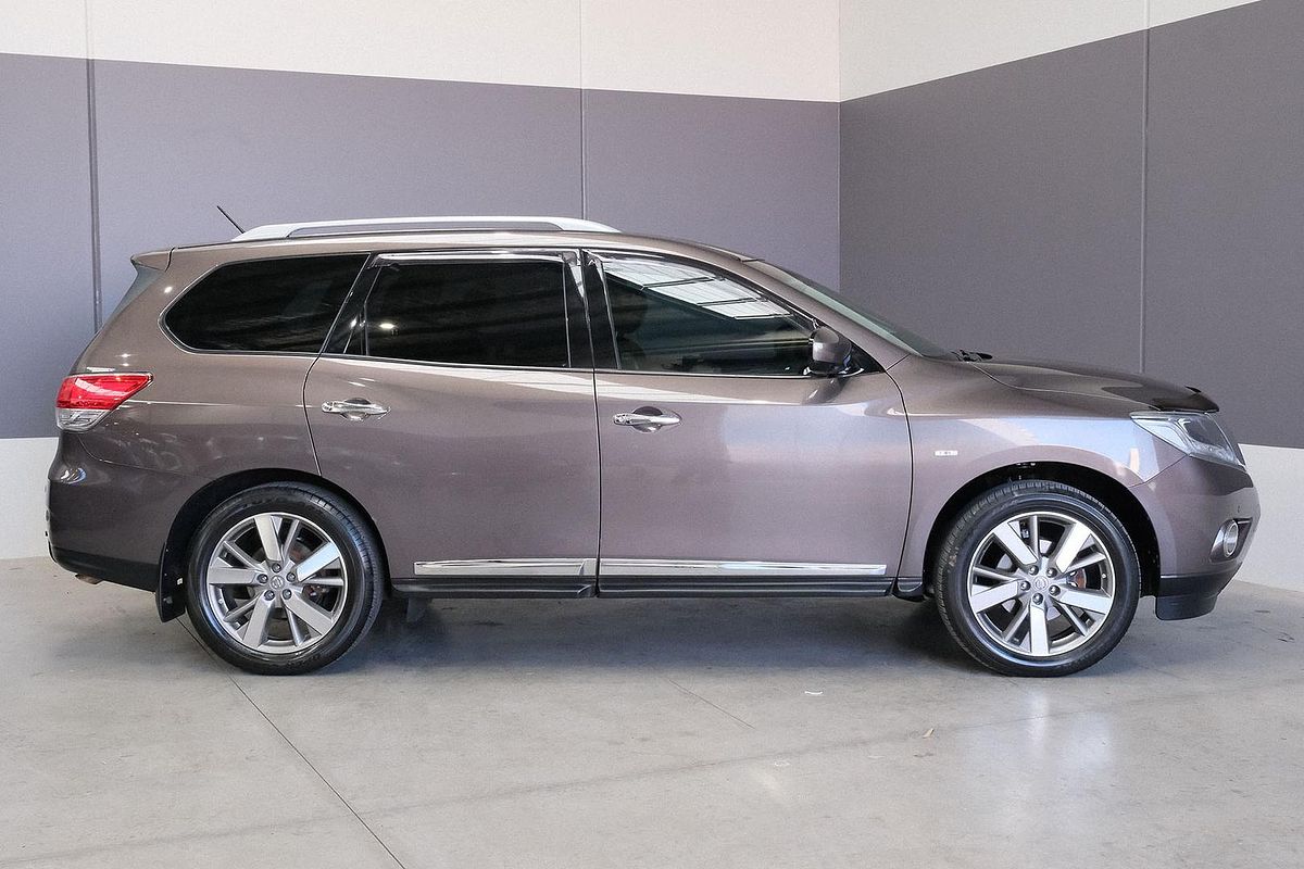 2016 Nissan Pathfinder Ti R52
