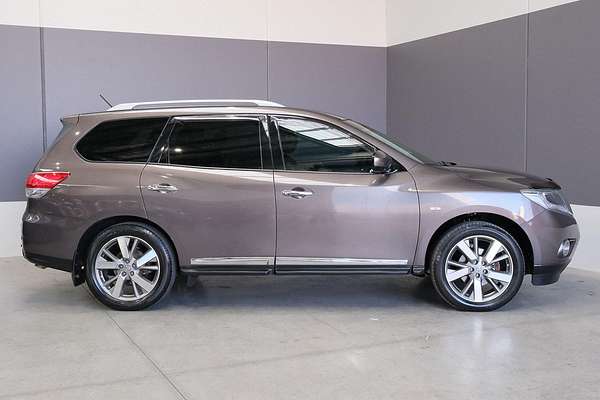 2016 Nissan Pathfinder Ti R52