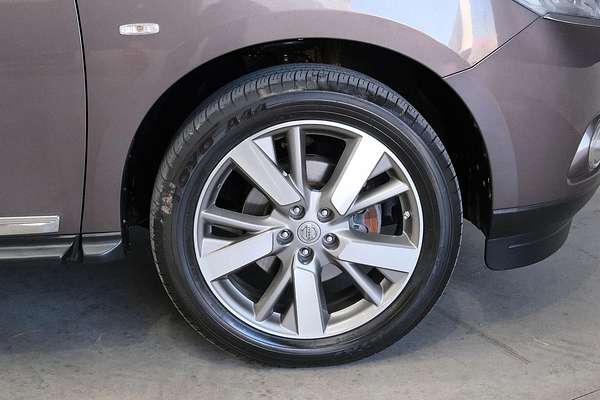 2016 Nissan Pathfinder Ti R52