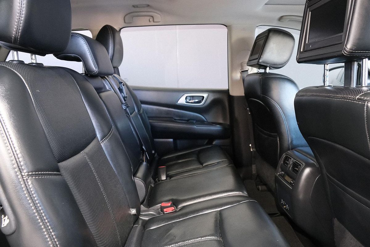 2016 Nissan Pathfinder Ti R52