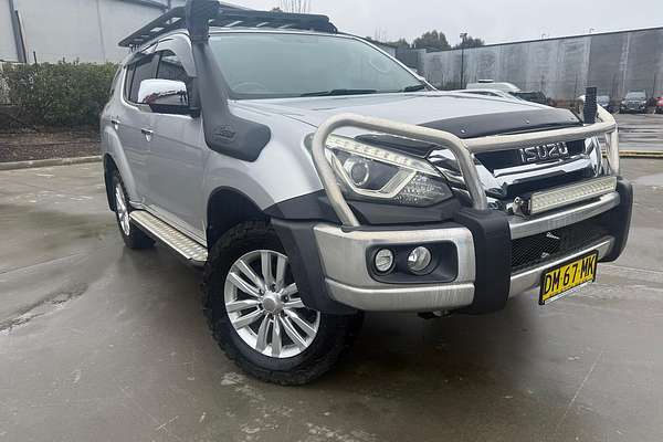 2018 Isuzu MU-X LS-T