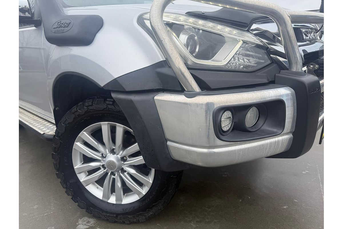 2018 Isuzu MU-X LS-T