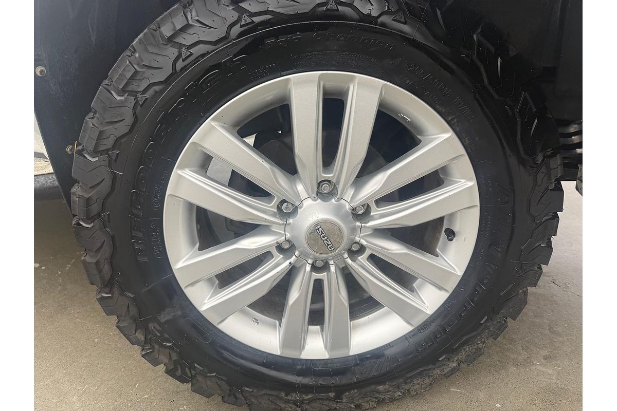 2018 Isuzu MU-X LS-T