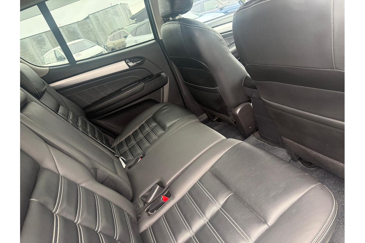 2018 Isuzu MU-X LS-T