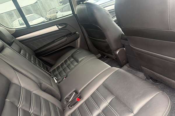2018 Isuzu MU-X LS-T