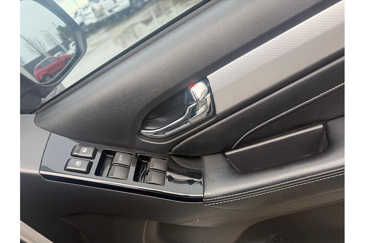 2018 Isuzu MU-X LS-T