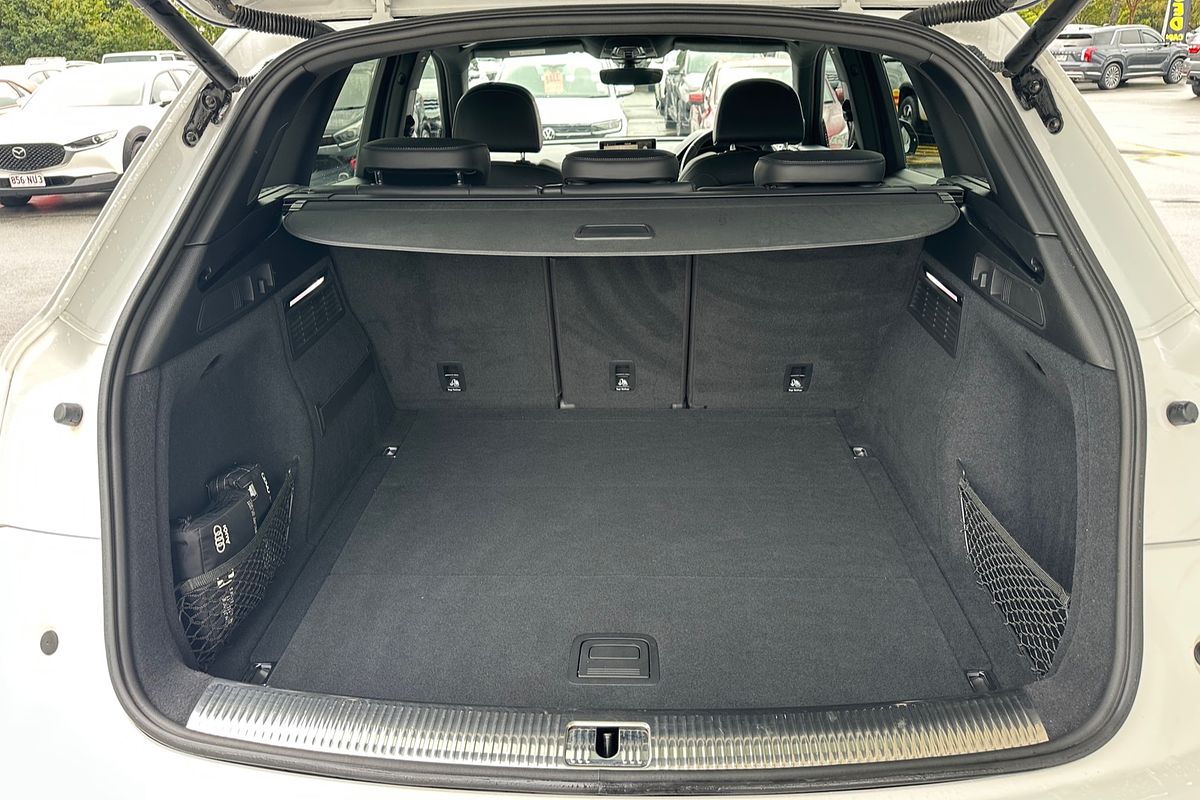2019 Audi SQ5 FY