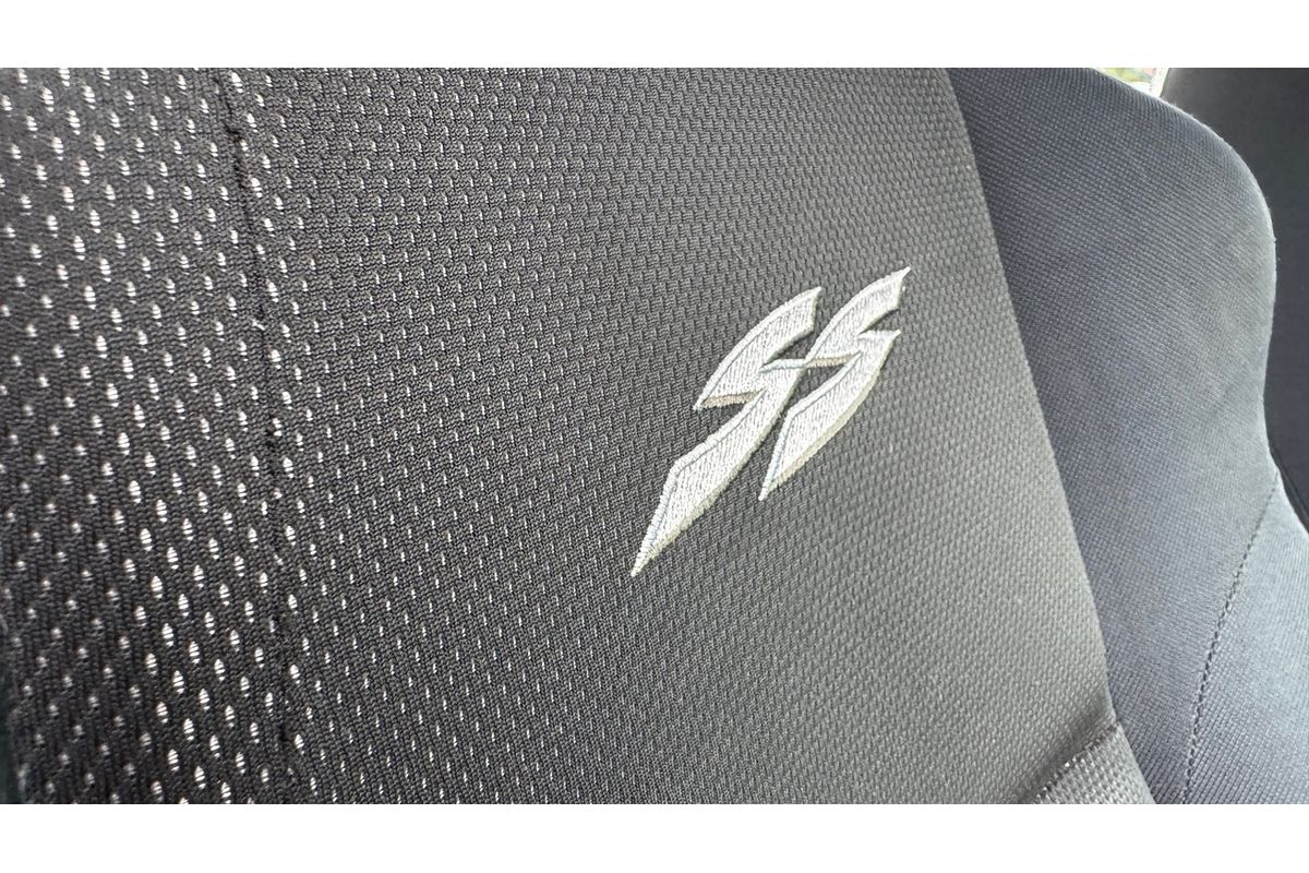 2004 Holden Crewman SS
