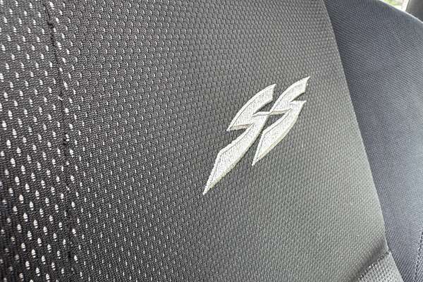 2004 Holden Crewman SS