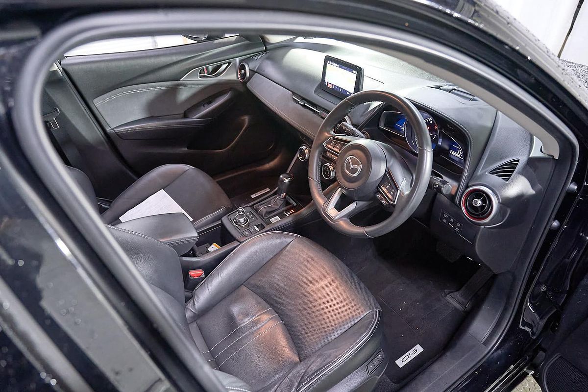 2020 Mazda CX-3 Akari DK