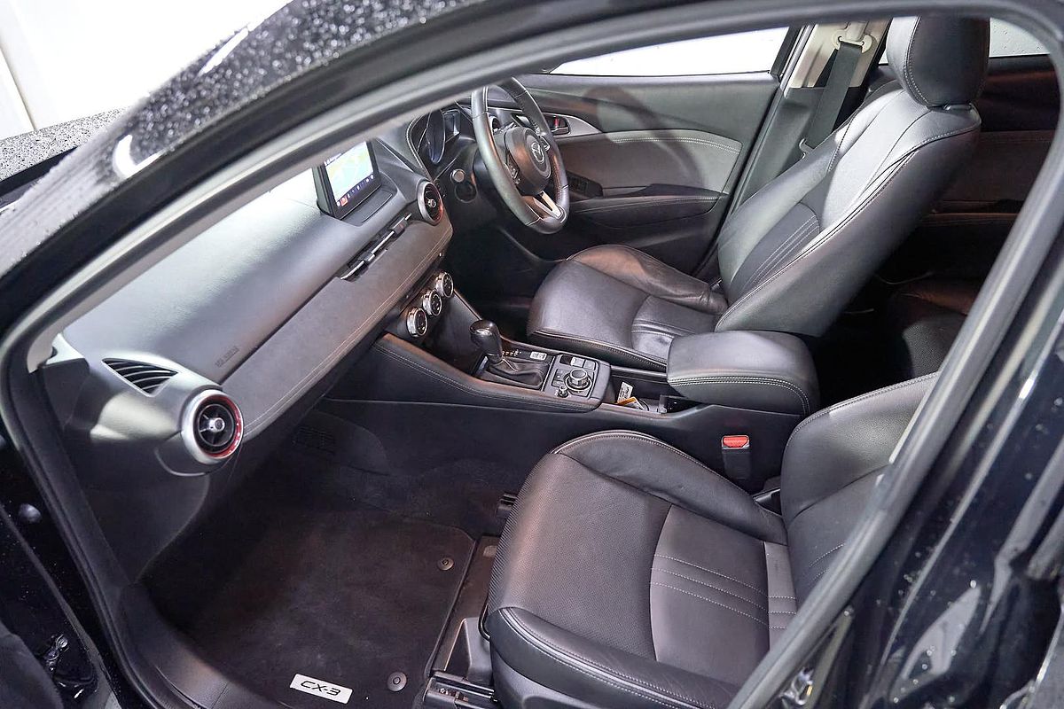 2020 Mazda CX-3 Akari DK