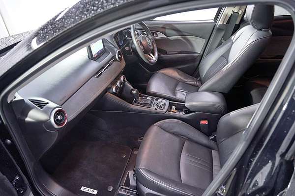 2020 Mazda CX-3 Akari DK