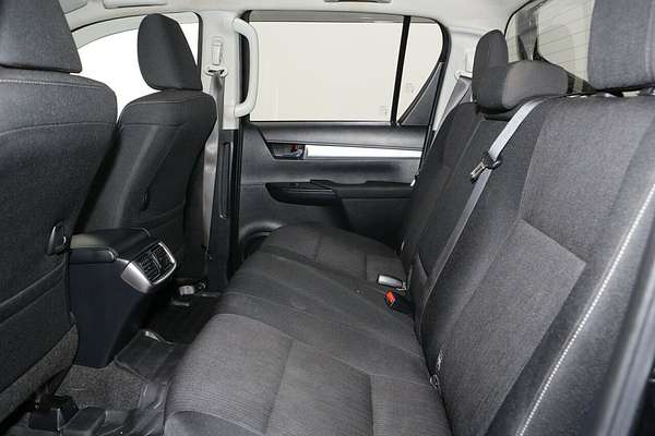 2022 Toyota Hilux SR5 GUN126R 4X4
