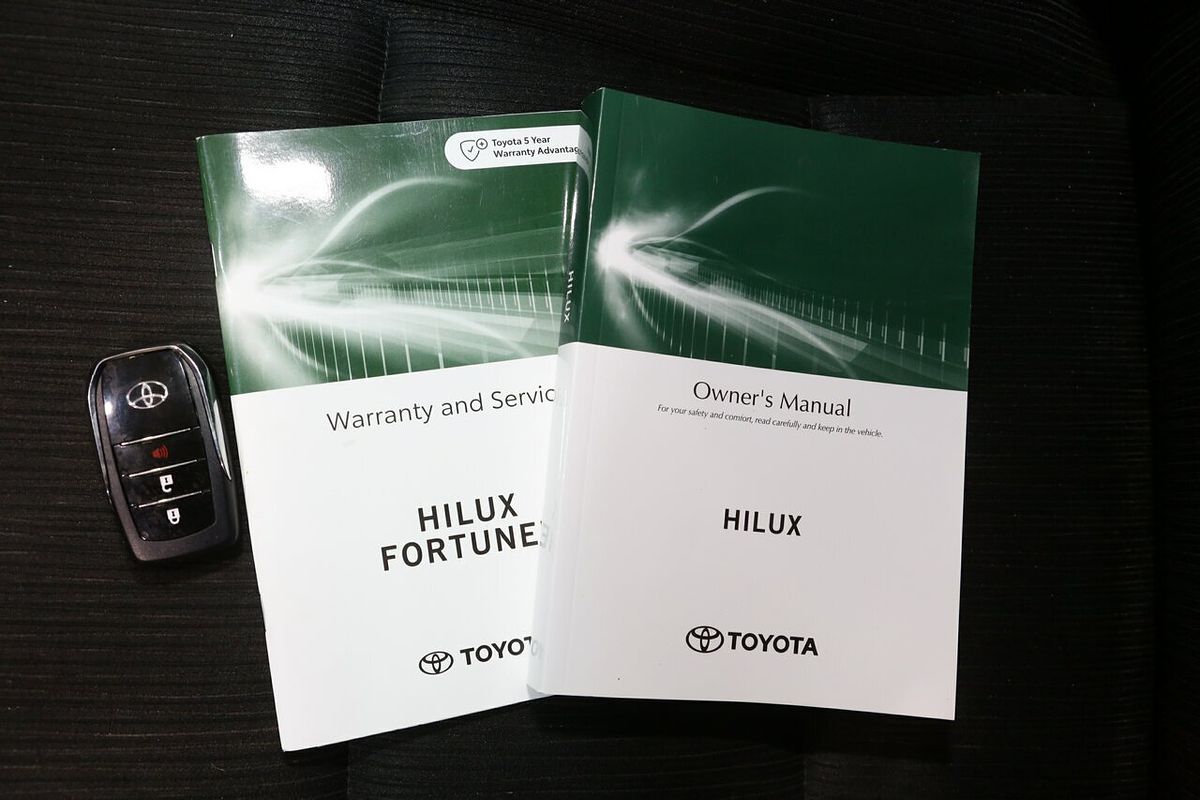 2022 Toyota Hilux SR5 GUN126R 4X4