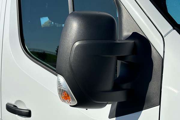 2019 Renault Master X62 LWB Mid Roof