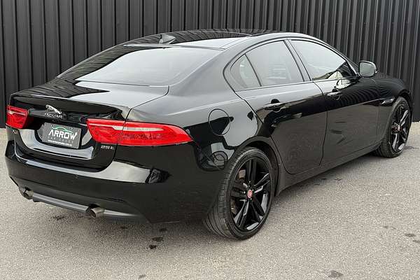 2015 Jaguar XE 25t Prestige X760