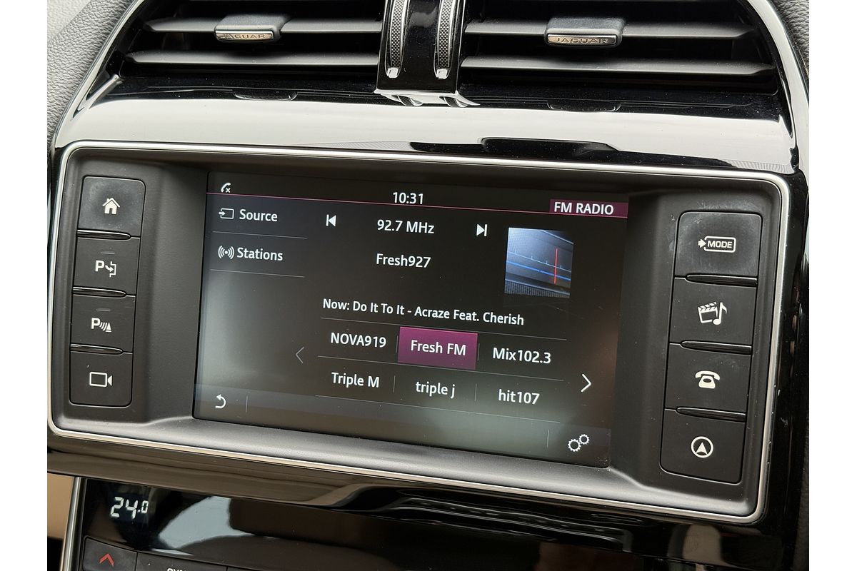 2015 Jaguar XE 25t Prestige X760