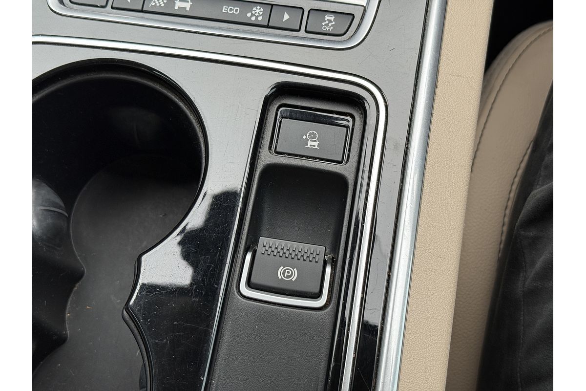 2015 Jaguar XE 25t Prestige X760