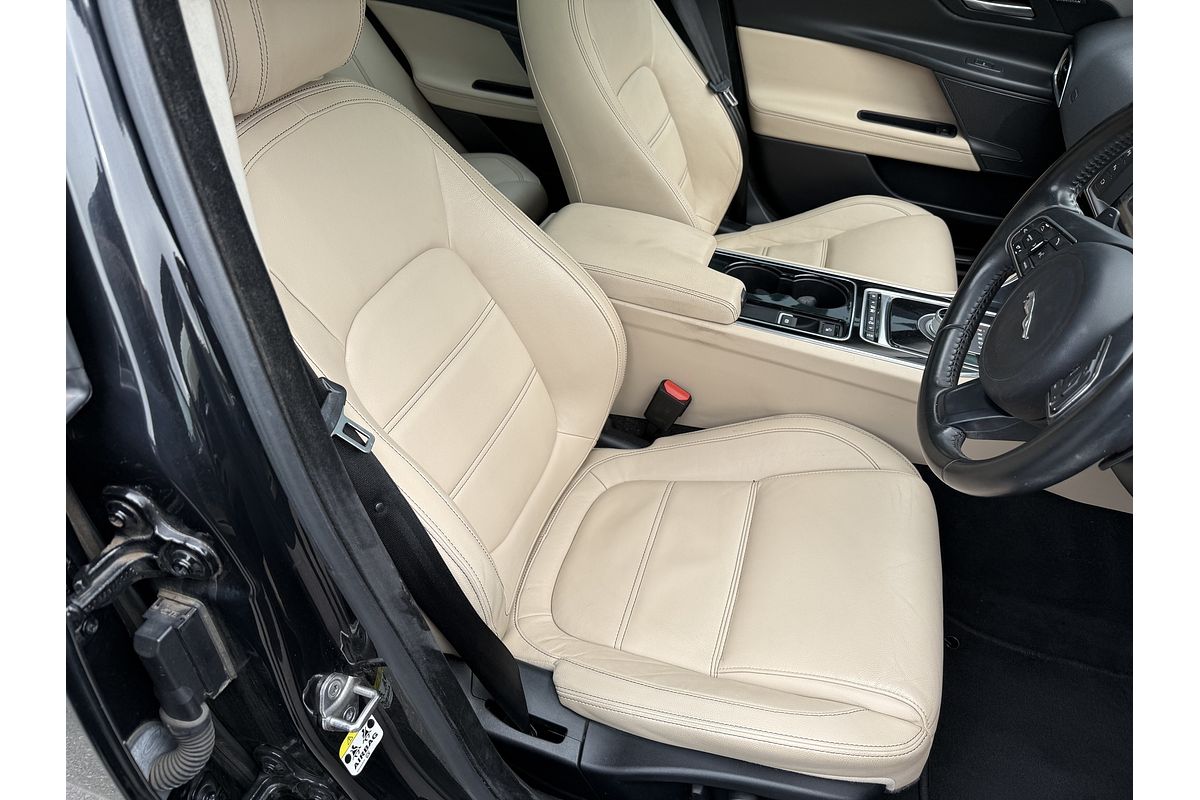 2015 Jaguar XE 25t Prestige X760