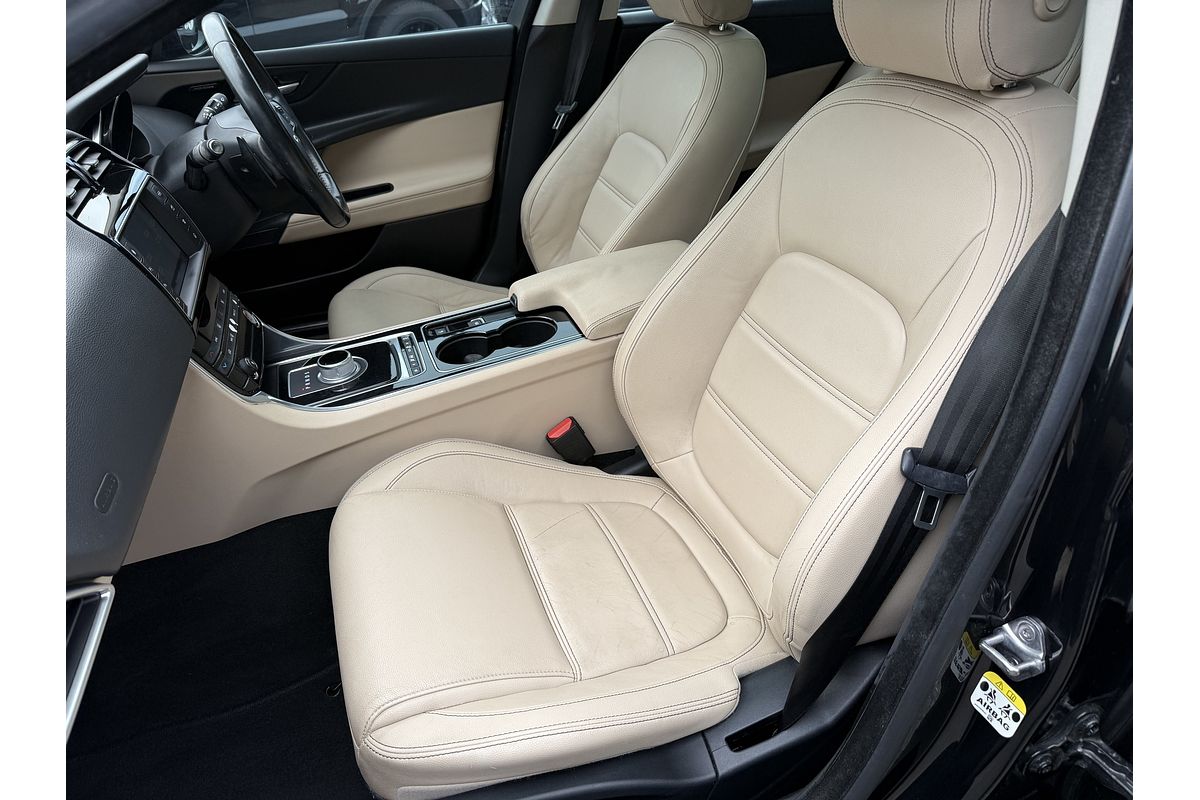 2015 Jaguar XE 25t Prestige X760