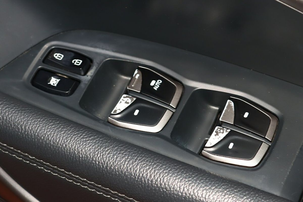 2017 Hyundai Santa Fe Active DM4 Series II