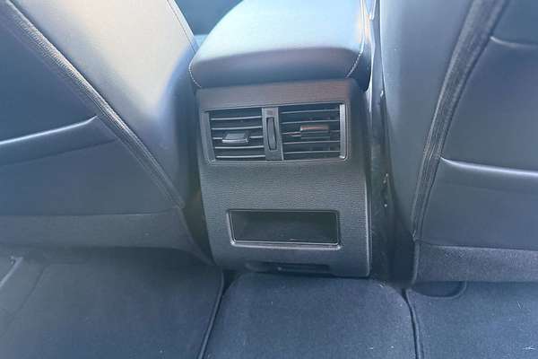 2023 Mitsubishi Outlander LS Black Edition ZM
