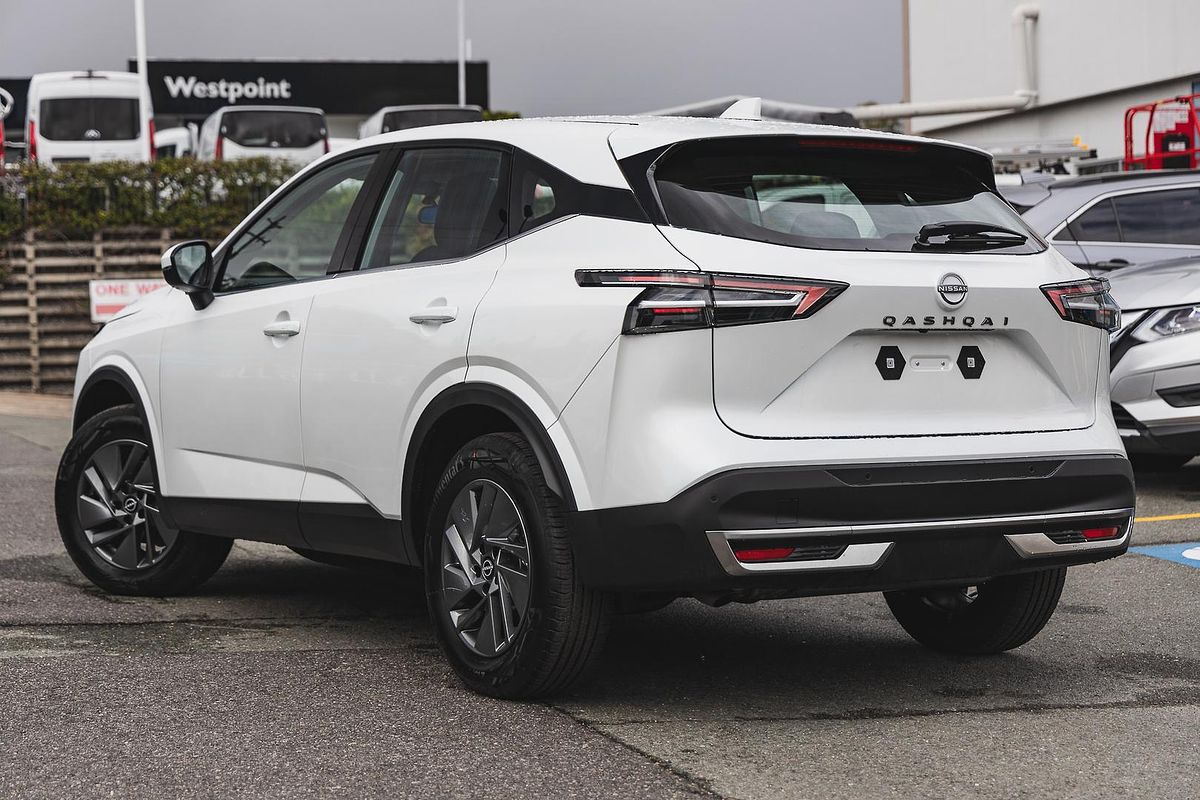 2025 Nissan QASHQAI ST J12