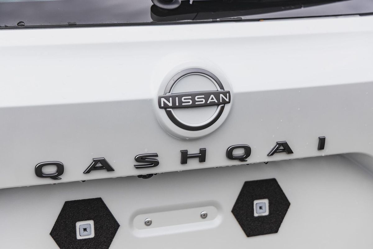 2025 Nissan QASHQAI ST J12