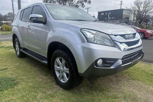 2016 Isuzu MU-X LS-U