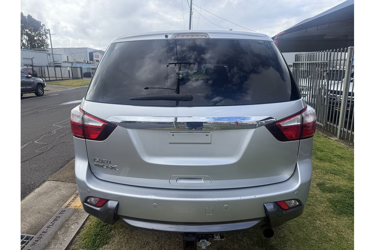 2016 Isuzu MU-X LS-U