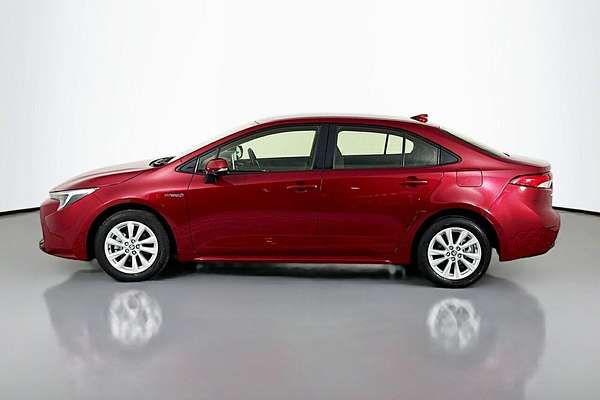 2023 Toyota Corolla Corolla Sedan 1.8L Hyb CVT Ascent Sport